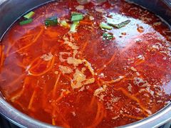 -黄利砖万峰林布依特色酸笋牛肉馆