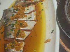 -东口码头·烧鸽子·鱼头泡饼·地方菜(金鹰悦城店)