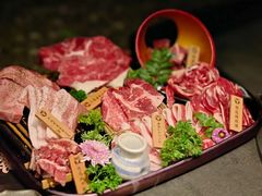 -铭牛烧肉·和牛海鲜自助(高新月牙湖店)