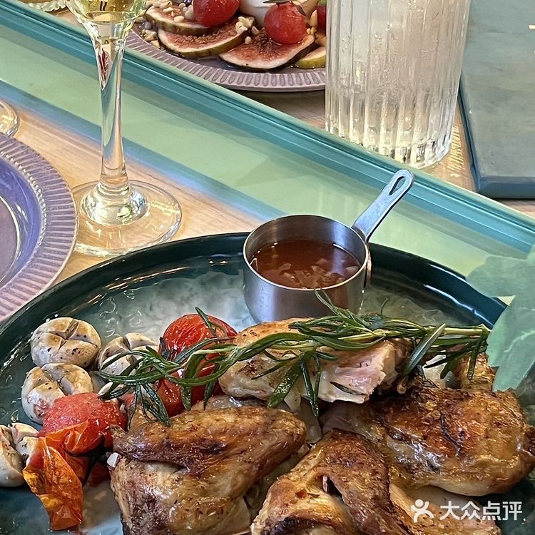 这家古早brunch，是连张雨绮都慕名来打卡