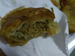 榨菜鲜肉月饼-王家沙点心店(南京西路总店)