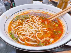 -杨记清芳牛肉拉面(宝龙广场店)