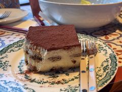 -弗兰克牛排西餐厅 Galla R By Ribone(上海首店)