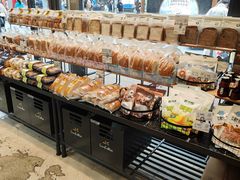 -皇冠幸福里动物奶油生日蛋糕(万达店)