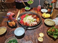 -四小区火锅·巷子里的重庆火锅(花照壁店)