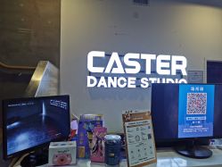 -CASTER跳舞俱乐部