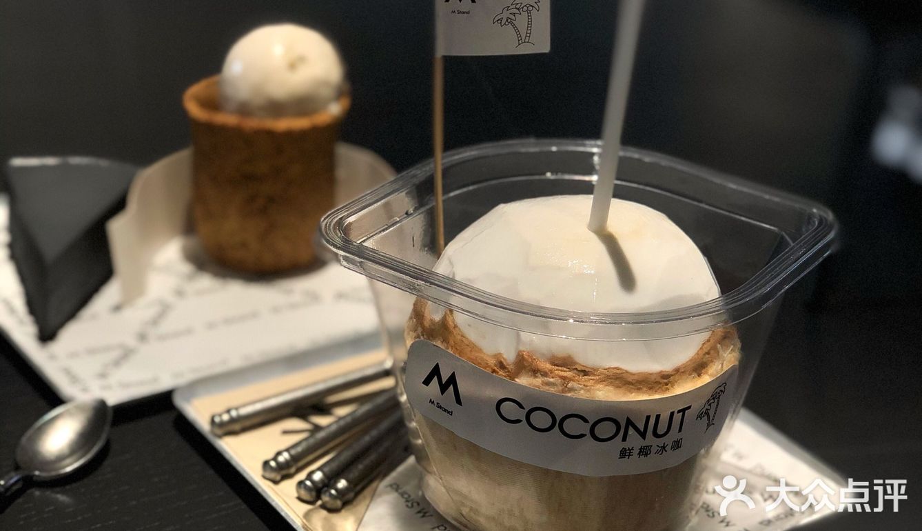 好多漂亮妹子在拍照。门口有位置，坐着挺惬意的