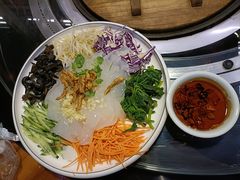 -人民公社铁锅炖·东北菜(卫国道店)
