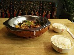 -愉肴麻辣香锅(中山路店)