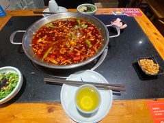 -小饕荟雅安贡椒鱼鲜馆(广福桥店)