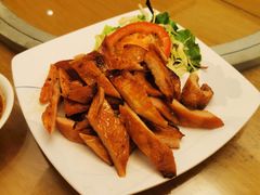 泰式燒豬頸肉-厨屋餐厅