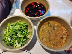 -三人行骨头王火锅(长寿店)