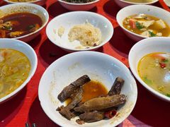 -蓝田九大碗民俗食府(蓝田店)