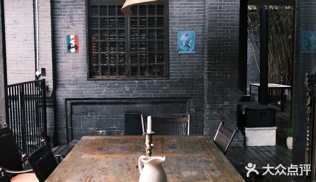 向日葵在成都｜第1⃣️家开在教堂⛪️里的咖啡店☕️