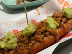 牛油果阿妈生旧叉烧芝士油条-喜势点·糖沙翁手工茶点·本地人茶居(永庆坊店)