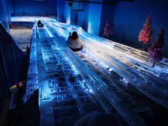 -西安银基冰雪世界