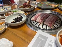 -草家酱蟹炭火烤肉店(珲春南路一店)