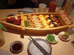 -万岁料理回转寿司(华贸店)