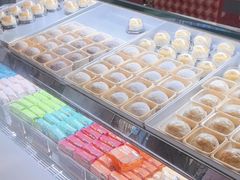-HappyMiss花满楼·鲜花饼·鲜花茶·伴手礼(上海环球港店)