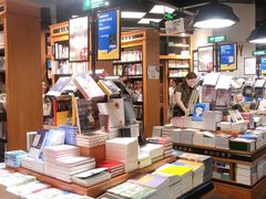 -西西弗书店&矢量咖啡(凯德晶萃广场店)