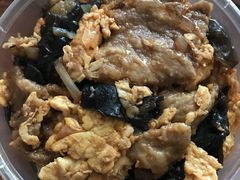 醋溜苜蓿盖饭十增鸡蛋汤-清真宏玉祥黄门脸餐厅(华荫东里店)