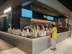 大堂-喜茶(深圳万象城黑金店)