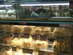 面包甜点陈列柜-白玉兰食品(甜云店)