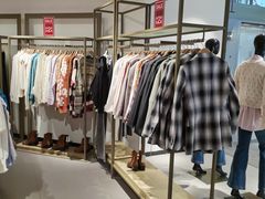 -URBAN REVIVO(北京斯普瑞斯奥特莱斯店)