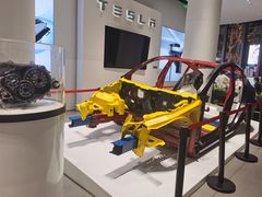 -TESLA 特斯拉(广州天环广场体验店)
