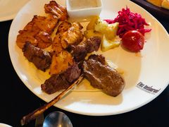 -Efes Turkish & Mediterranean Cuisine 艾菲斯餐厅(陆家嘴店)