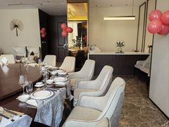 -里宴川菜酒楼(昊祥邻里聚金泉广场店)