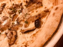 蘑菇烟熏牛奶芝士披萨-PIZZA BIANCA(民园店)