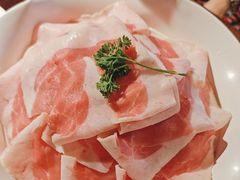 -老牌坊云南鱼豆花火锅(哈西万达店)