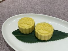 燕窝紫薯绿豆糕-香港百合居(LCM置汇旭辉广场店)