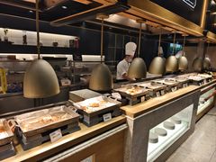 -川骄海鲜自助(王府井奥莱UP TOWN店原世界之花店)