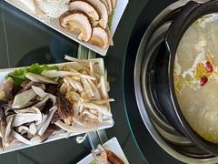 -野菌皇海景野生菌火锅(滨海大道店)