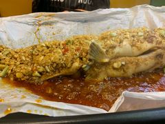 -川渝窈妹纸包鱼·齐齐哈尔烤肉