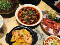 -锦府盐帮·侯宅(五棵松万达店)