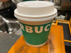 -星巴克(上海虹桥新天地二店)