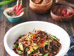 黄山石菌炒腊肉-千稻剁椒大鱼头(CityOn熙地港店)