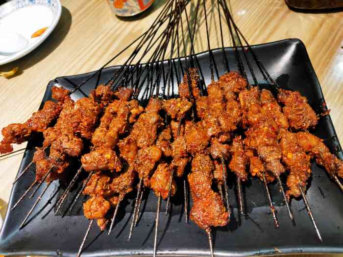 焦亮烧烤(三原店)-"去照金滑雪99回来,齐老板在三原做东请.