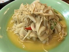 -赖厨潮汕砂锅粥