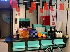 -希岸·轻雅酒店(广州白鹅潭艺术中心花地湾地铁站店)