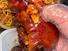 -老鼎万春卤菜(五代传承创始老店)