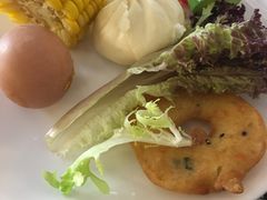 -武汉光谷广场杨家湾地铁站怡程酒店