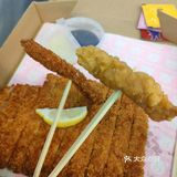 比脸还要大的猪排[调皮][调皮]