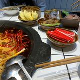 又新开一家川味火锅店