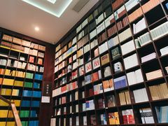 -新华书店(新街口旗舰店)