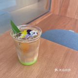 之前没开业的的时候骑车路过,被装潢吸引,看了看招牌