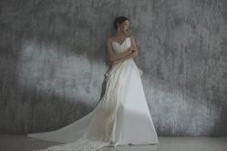 -巴黎春天·菀纱仙庭婚纱美学